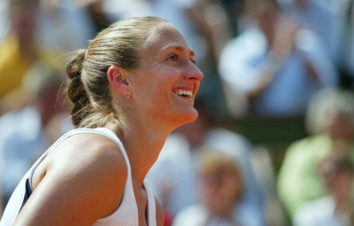 Mary Pierce – Yahoo Sports