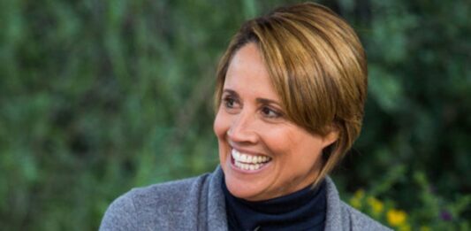Carillo Unplugged: How My Conversation With the Game’s Great Conversationalist Went off the Rails